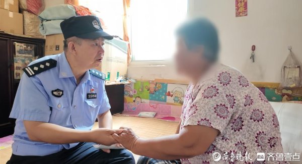 网上配资门户 军魂铸警魂丨社区民警郭国彬：用心理学“钥匙”打开“心锁”